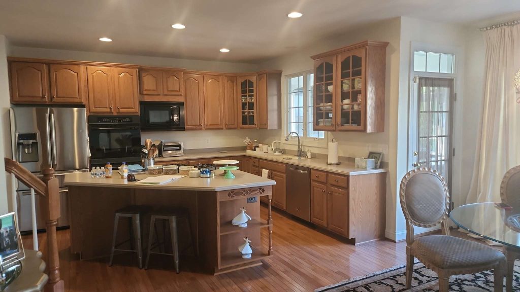 Before photo of kitchen remodel in Vienna VA, original kitchen