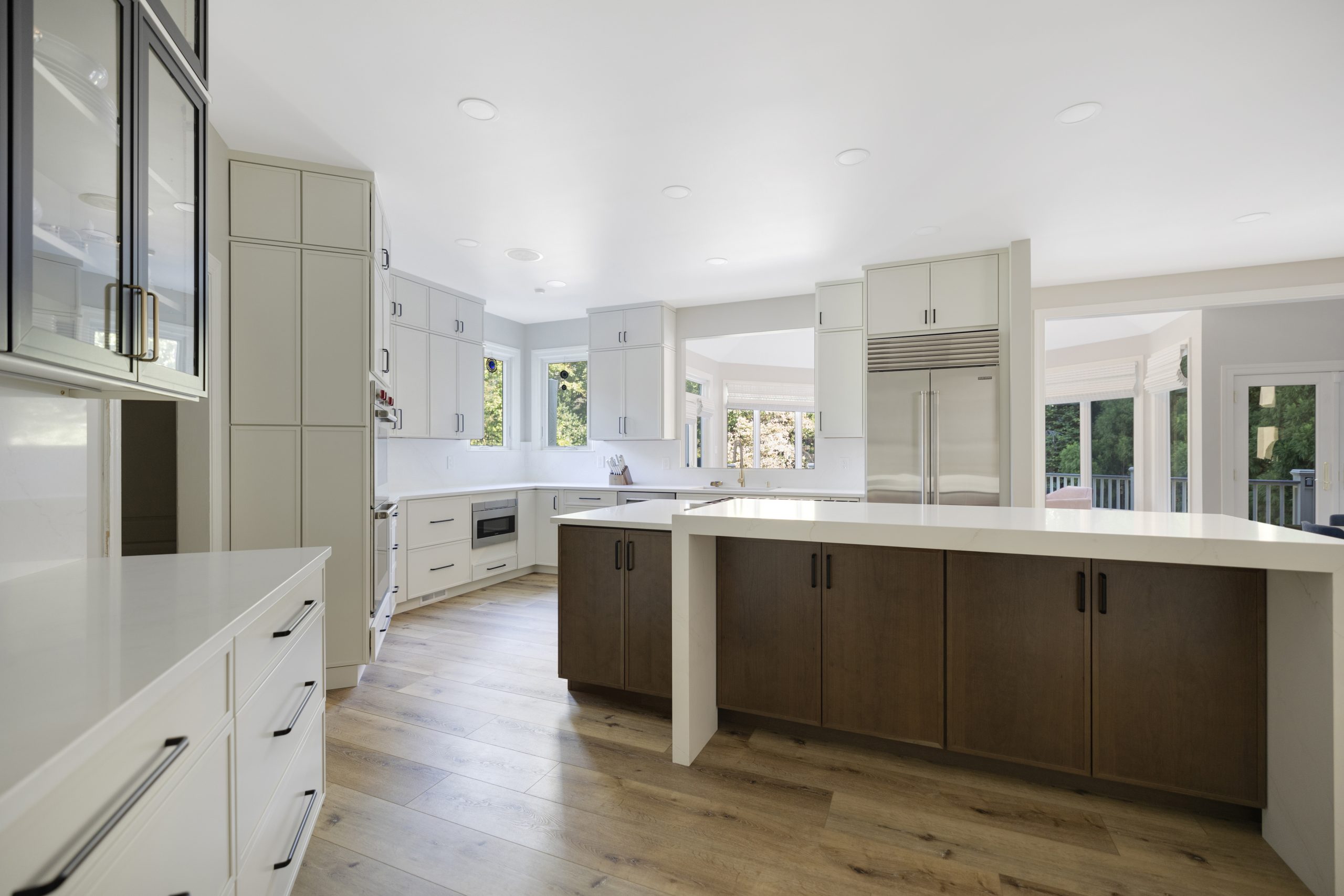 Warm, nature-inspired living space in a Northern Virginia home