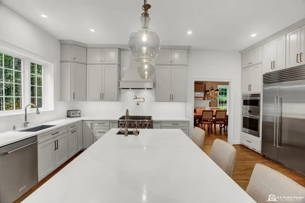 Luxury kitchen remodel by a Northern Virginia remodeling company